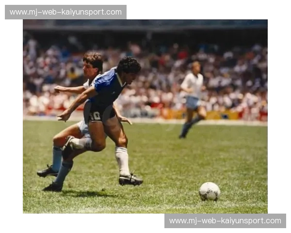 永恒的瞬间：2010世界杯德国vs英格兰，一场不朽的对决